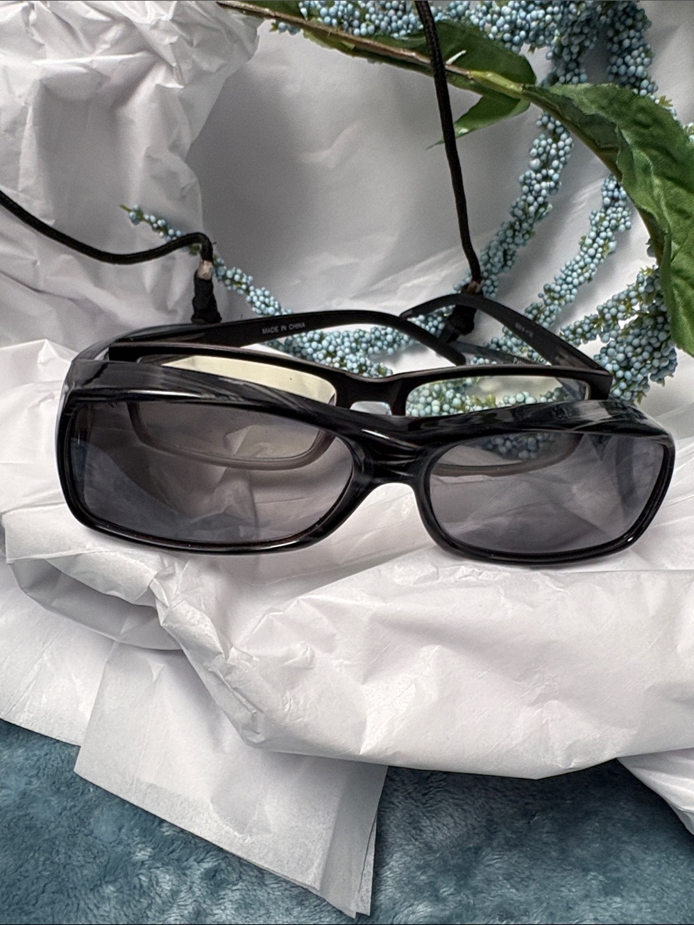 Jonathen Paul Oversized Black PROTECTIVE Sunglasses 😎!